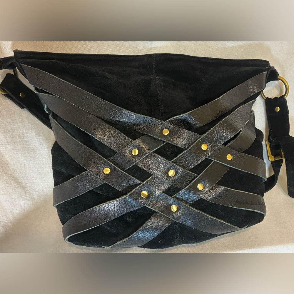 DEENA & OZZY Black Green Leather Suede Boho Crossbody Purse Rivet Strap biker